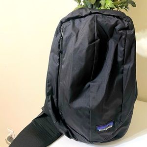 Patagonia Ultralight Black Hole Sling 8L